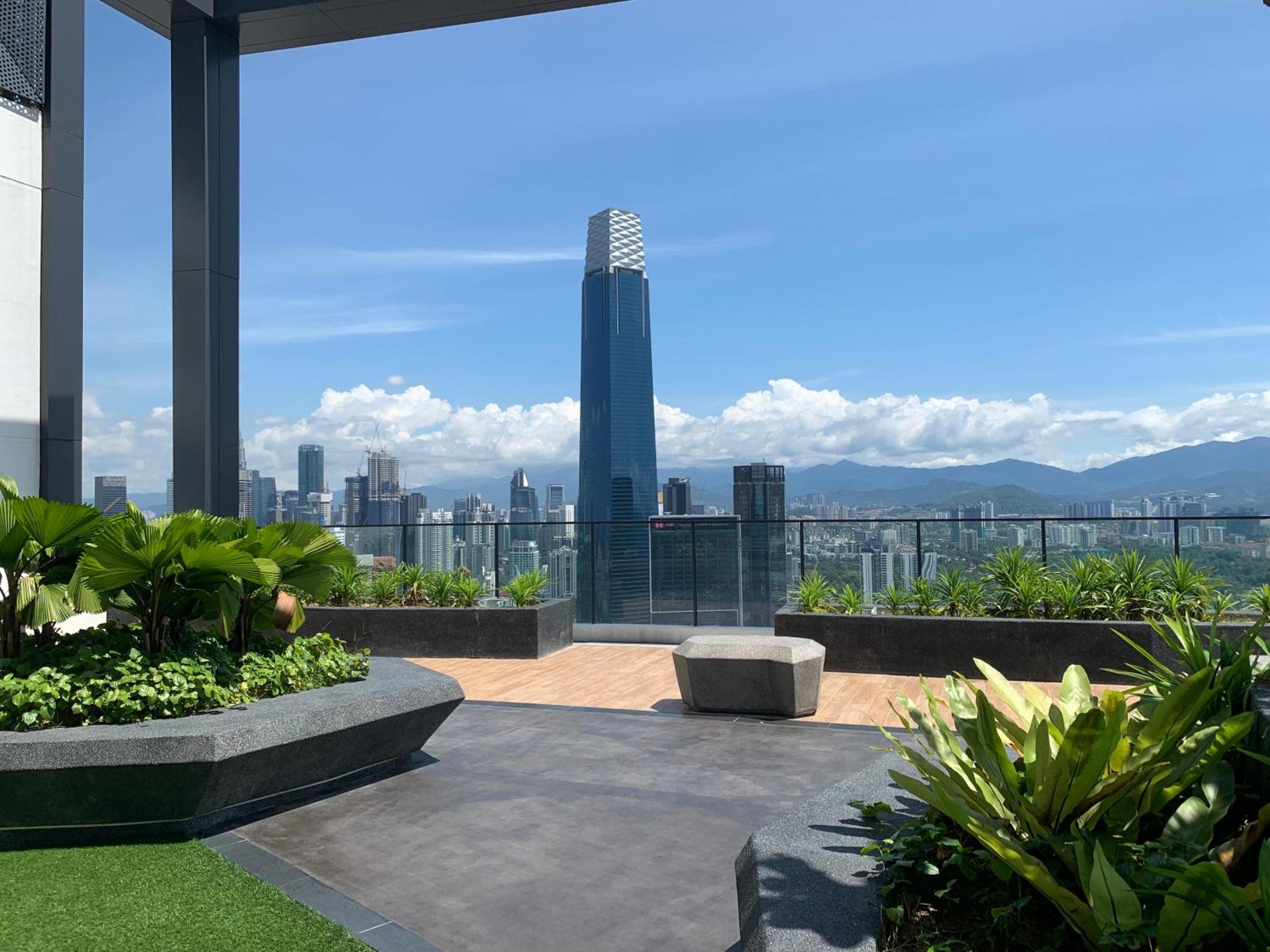 Greystone Continew Residensi Apartment Куала Лумпур Екстериор снимка